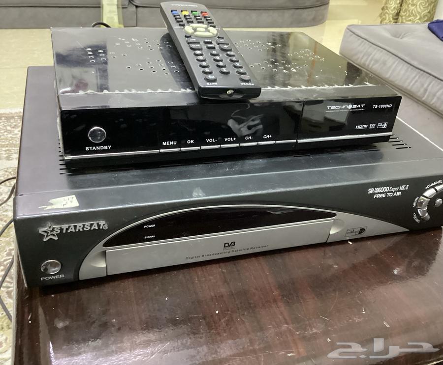 2 computer cameras and 2 receivers63727551126785110