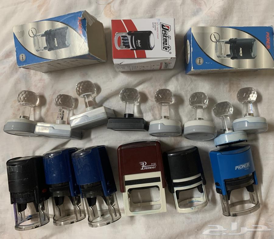 6 used automatic seals and 7 used regular seals in good condition63725450692995110