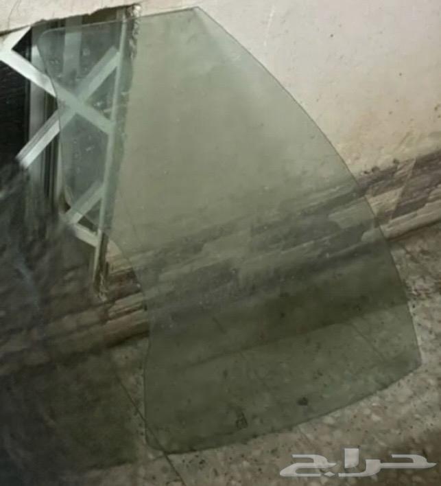 Front left-side domestic glass cap for models 2007-2010 only63700342696451110