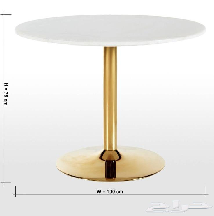 Marble dining table with golden base63724482245379110
