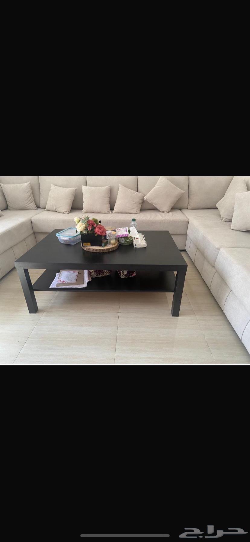 طاولة للكنب وطاولة تلفزيون من ايكيا63720670944899110