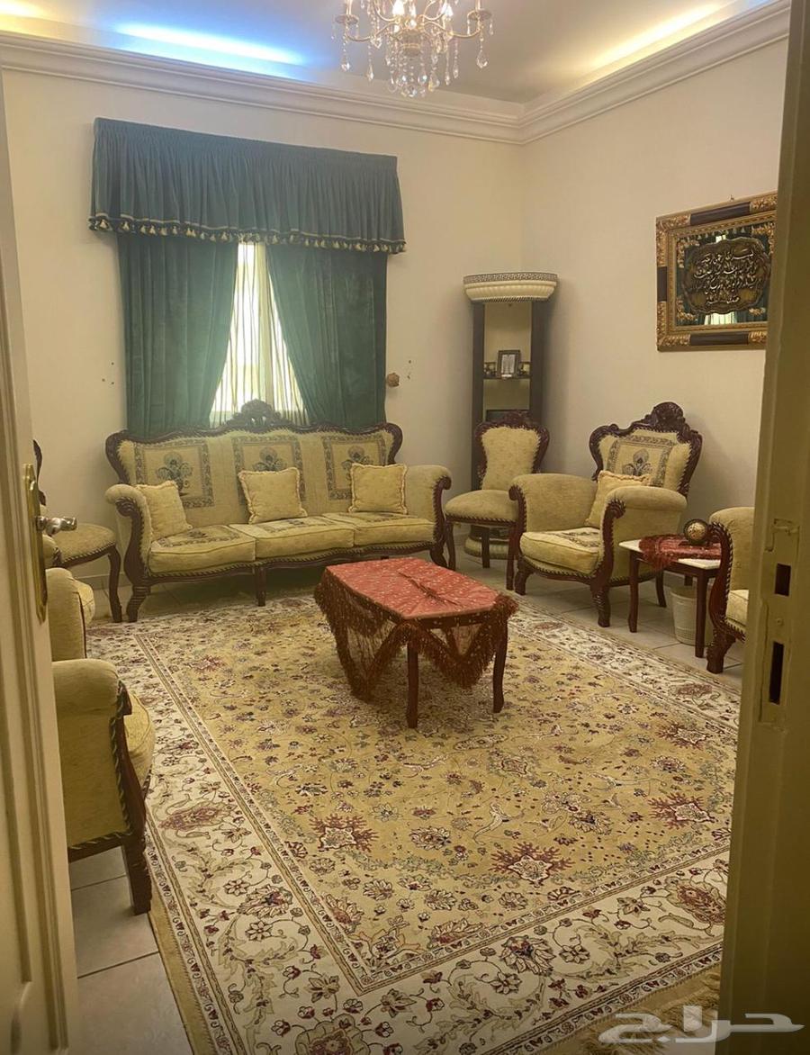 مجلس للبيع بجد ة63725896894466110