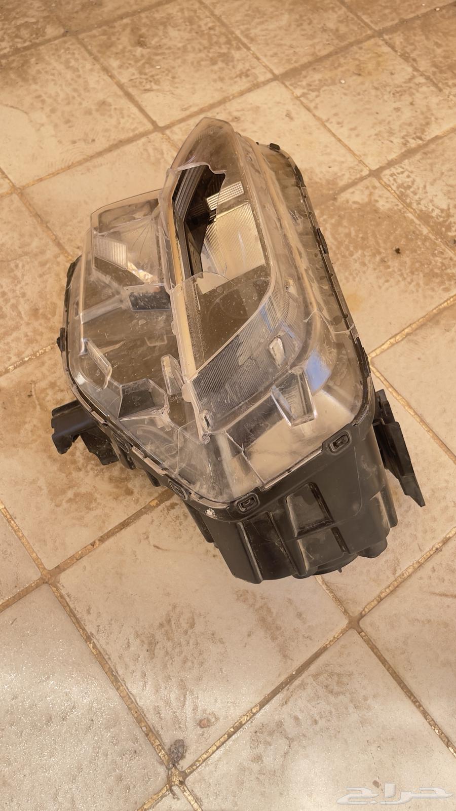 Accent 2025 headlight with slight damage63829243435522113