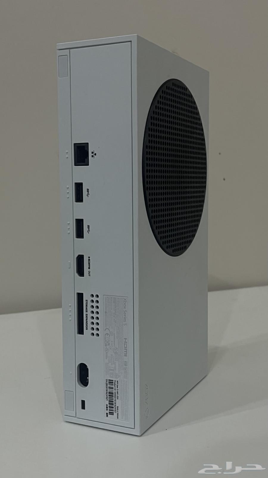 Xbox Series S with 512GB Memory and Wireless Controller63738555681923112