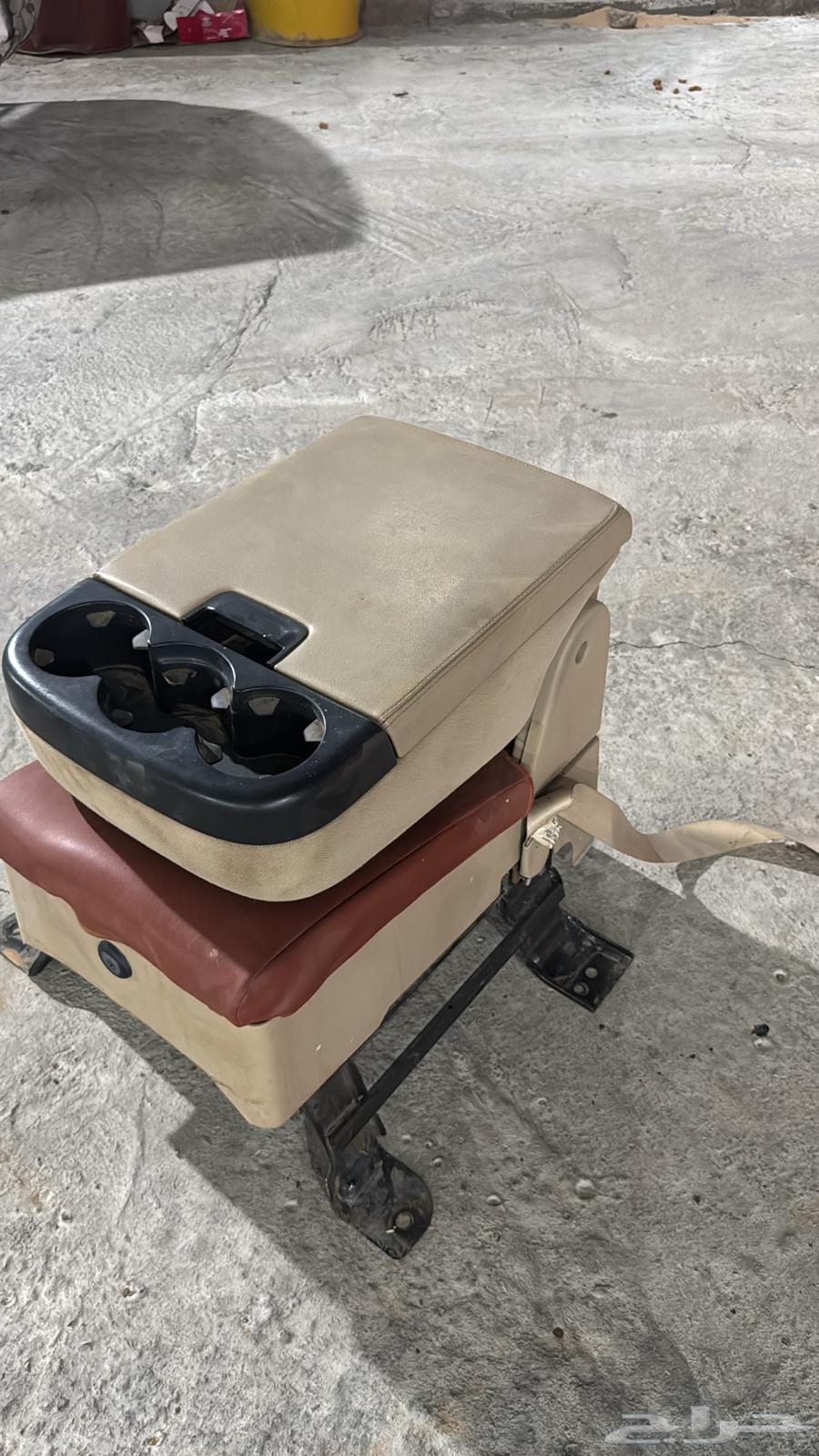 Seat and cushion for Jeep 201463839480629378114
