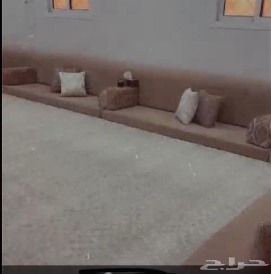جلسات ارضيه معي استارتها نظيفه جديده سبب للبيع نقل63737618358019111