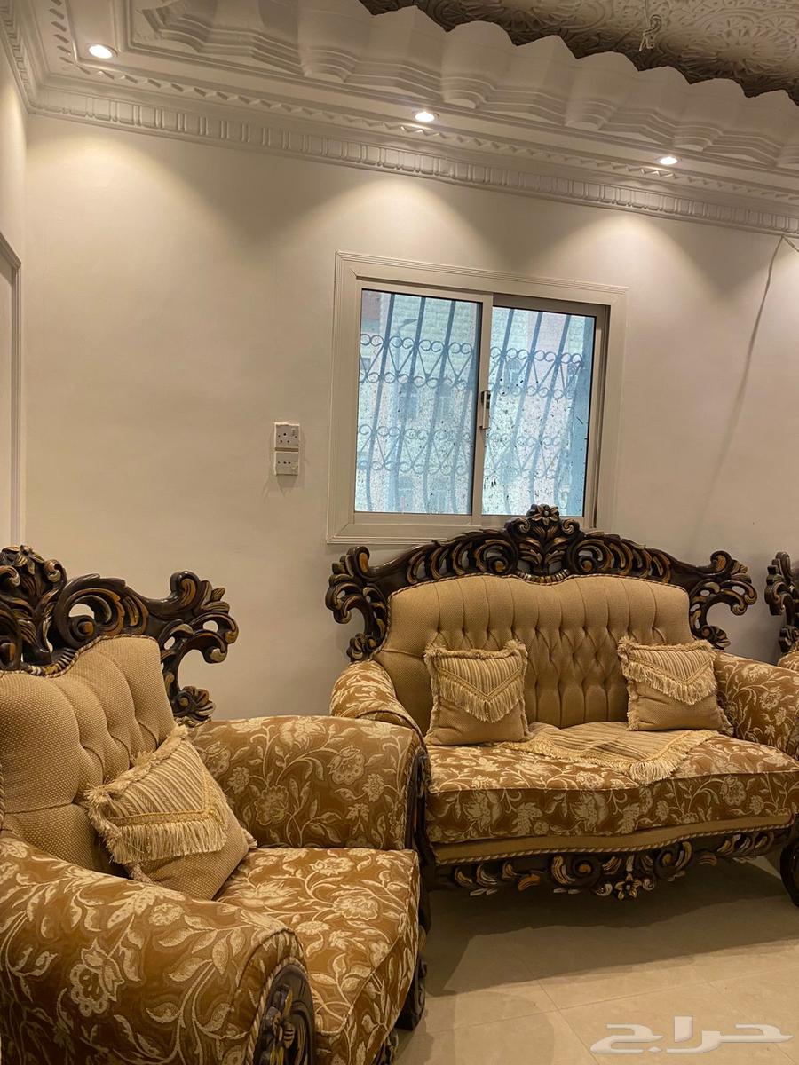 Clean Turkish sofa set for living rooms, 8 pieces with serving tables, no scratches, condition applies63730965646081114