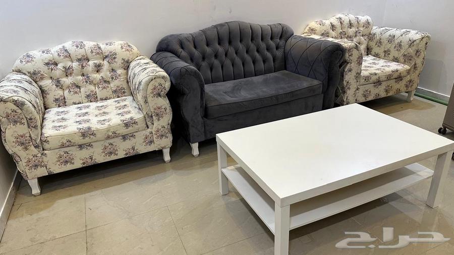 Sofa with table for only 350 SAR for Al-Samal63736970943361110