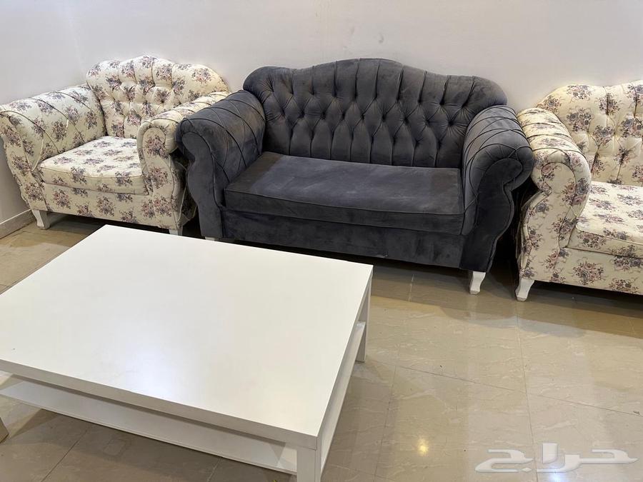 Sofa with table for only 350 SAR for Al-Samal63736970943361113