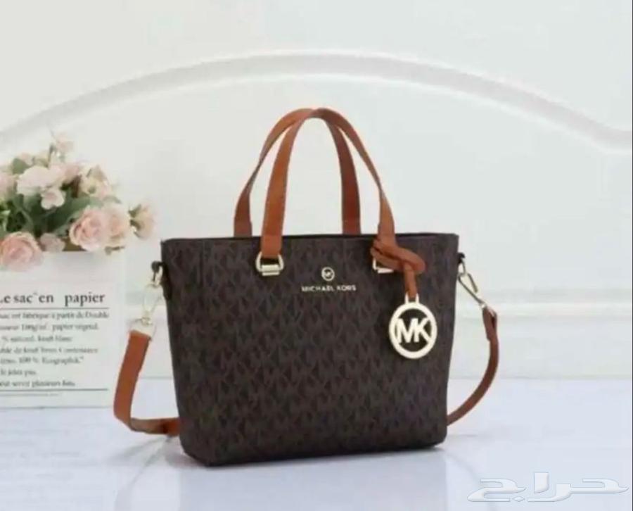 شنط براندات ماركة اي شنطه ب115 وللجملة 90 ريال عروض التصفية63730219690369111
