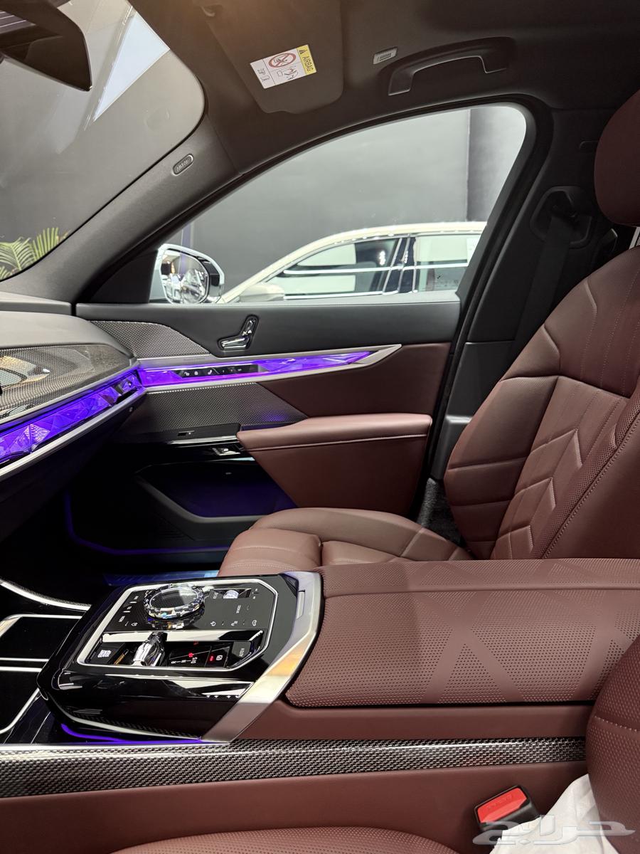 All colors, brand new 2025, top specifications (BMW735i)63399566464257113