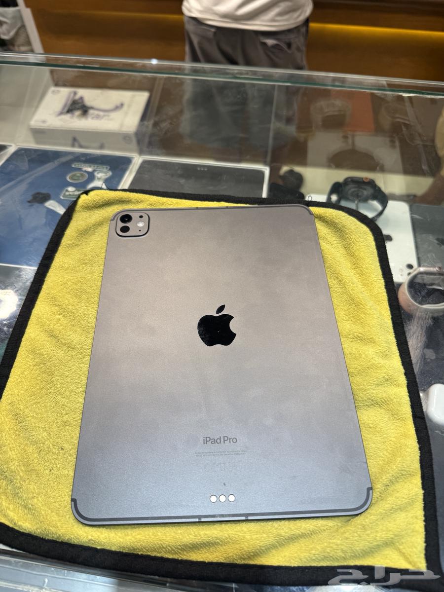 iPad Pro 2024 256GB Battery 99% M4 Processor with Light Scratches63731722647939112