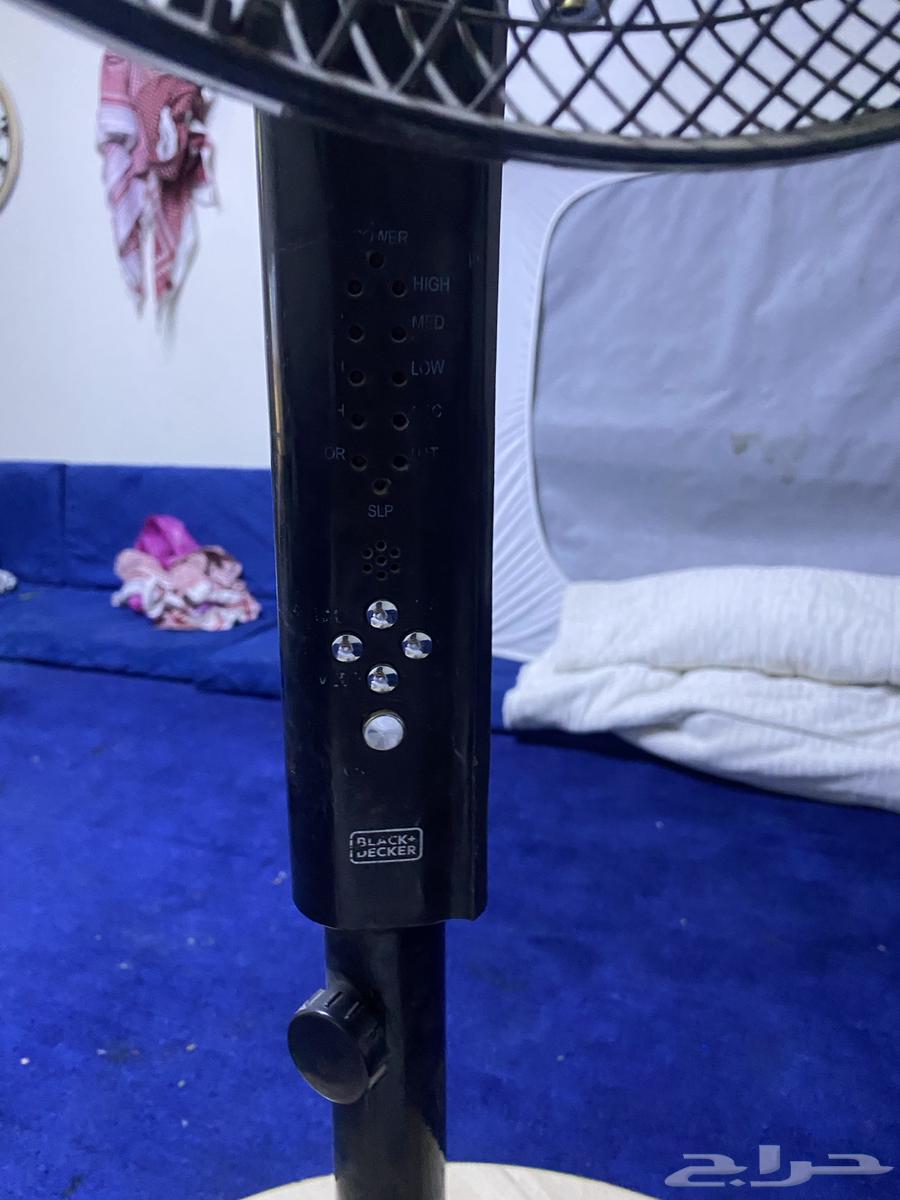 مروحه للبيع جديده متين و عشرين في مروحه منكسره بس متضر63737896577025110