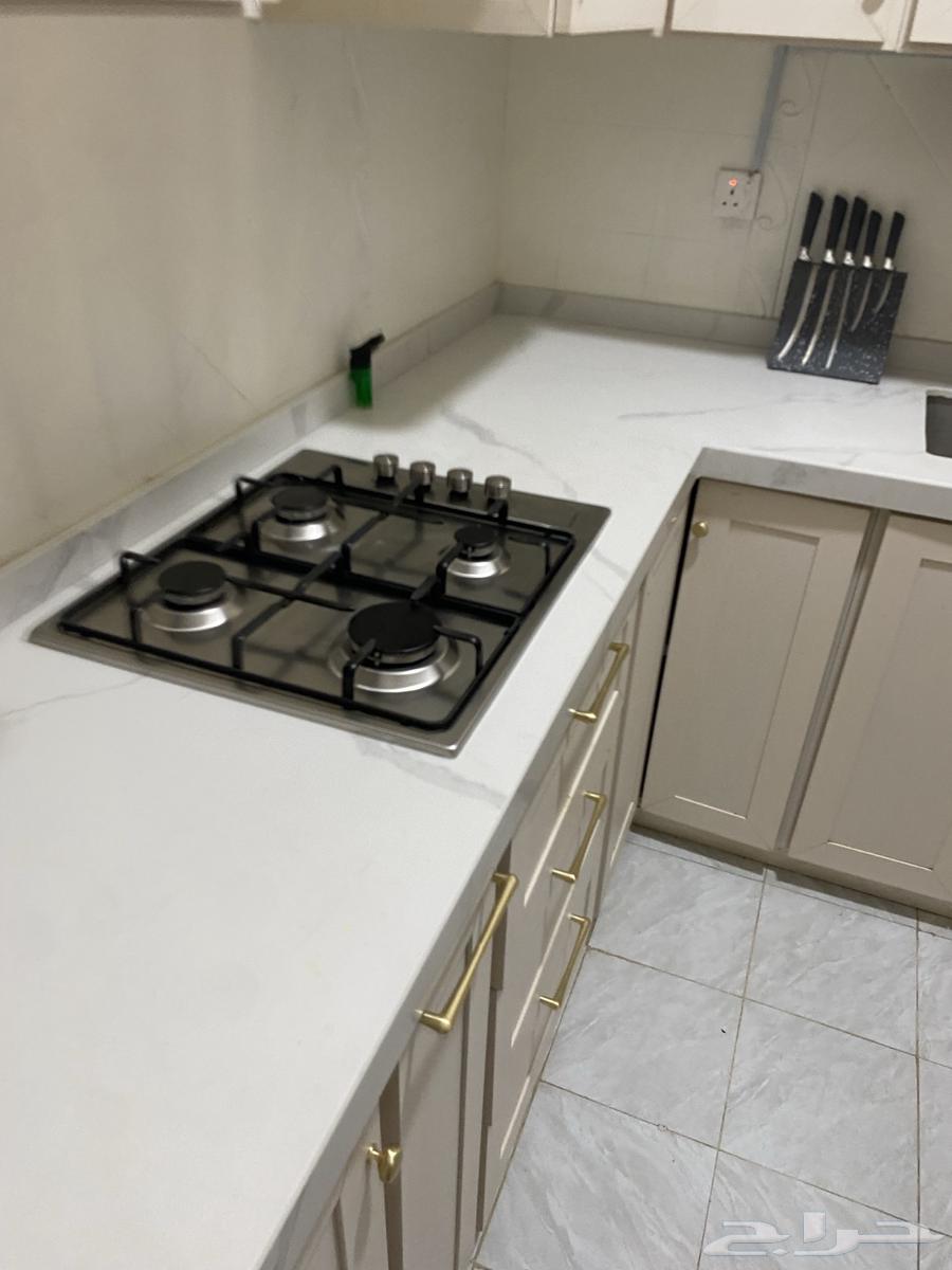 مطبخ راقي للبيع   استخدام سنة وشوي فقط63734891290627110