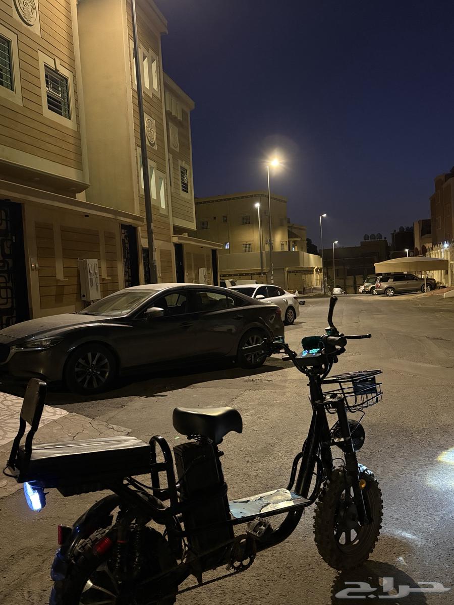 سكوتر كهربائي الوحش يمشي 120 نظيف معى بطارية وخوذه و63730314256129111