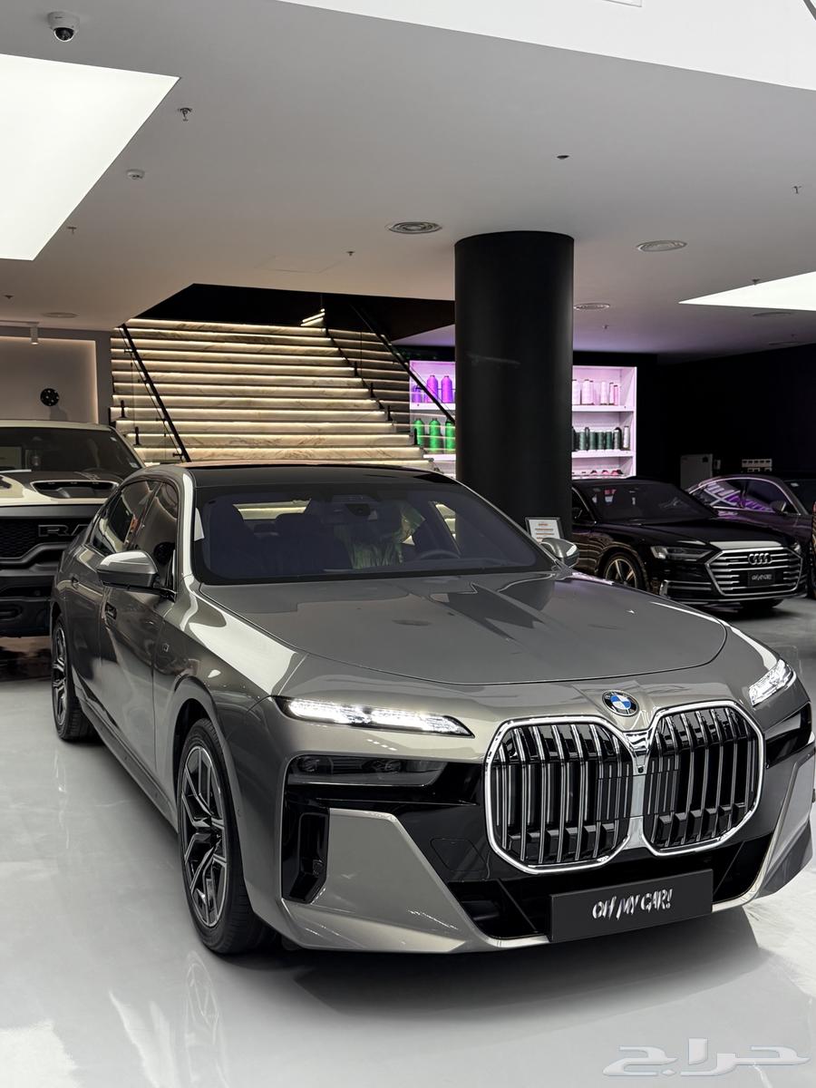 بي ام دبيلو 2025 جديد 735i جميع الالوان63667509006210114