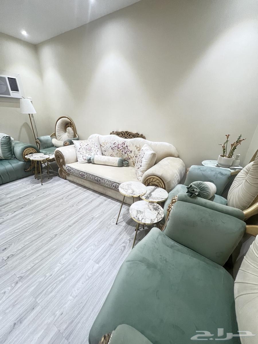 New and clean sofa set with curtains and tables, lightly used, price 180063733666840835110