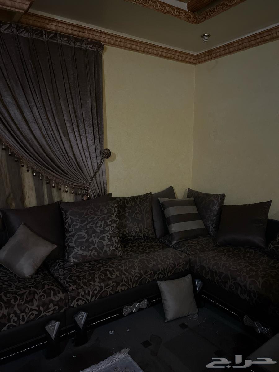 كنب كامل 12 قطعه للبيع نضيف ب600 قابل للتفاوض63737523654530111