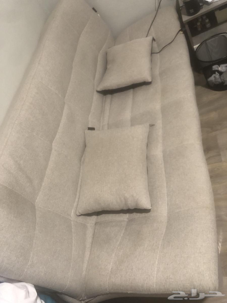 Sofa and bed, very clean, used only for 5 months, rarely used63734049243139110