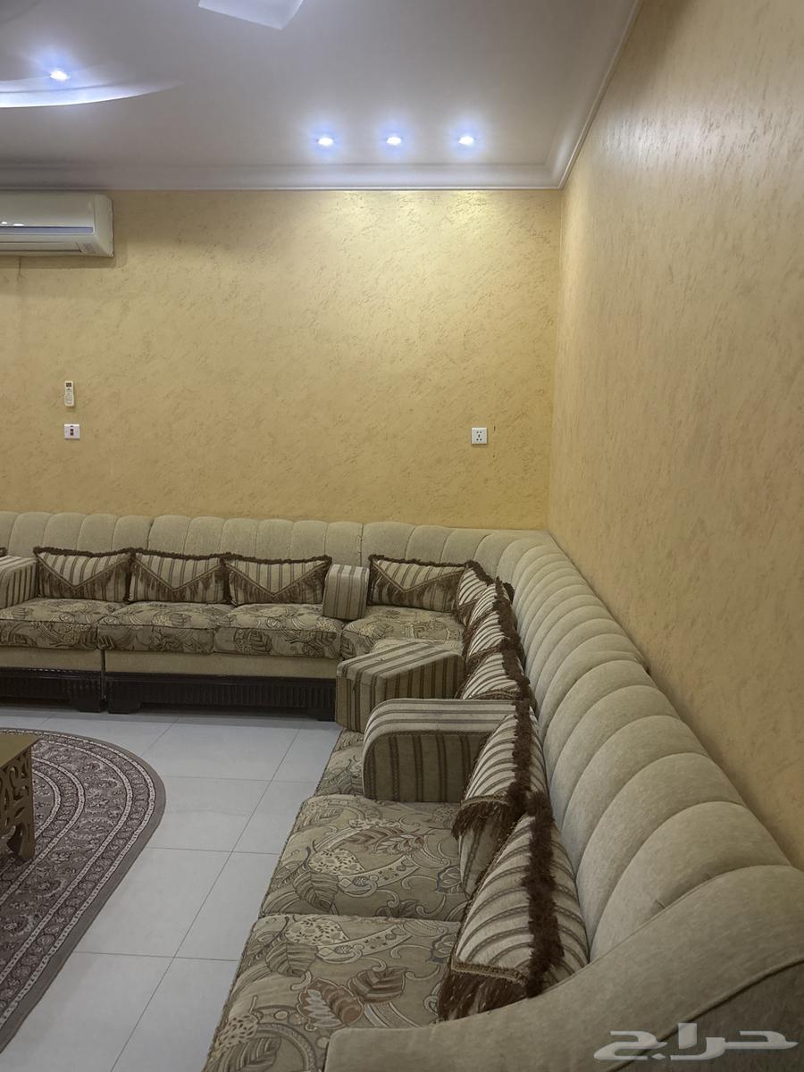 كنب مع طاوله وستاره وابيعه 30063735470291330111