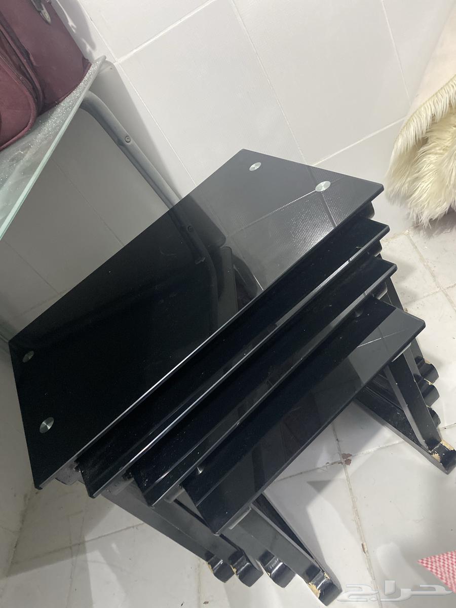 Tables and various items for sale63731630574338112