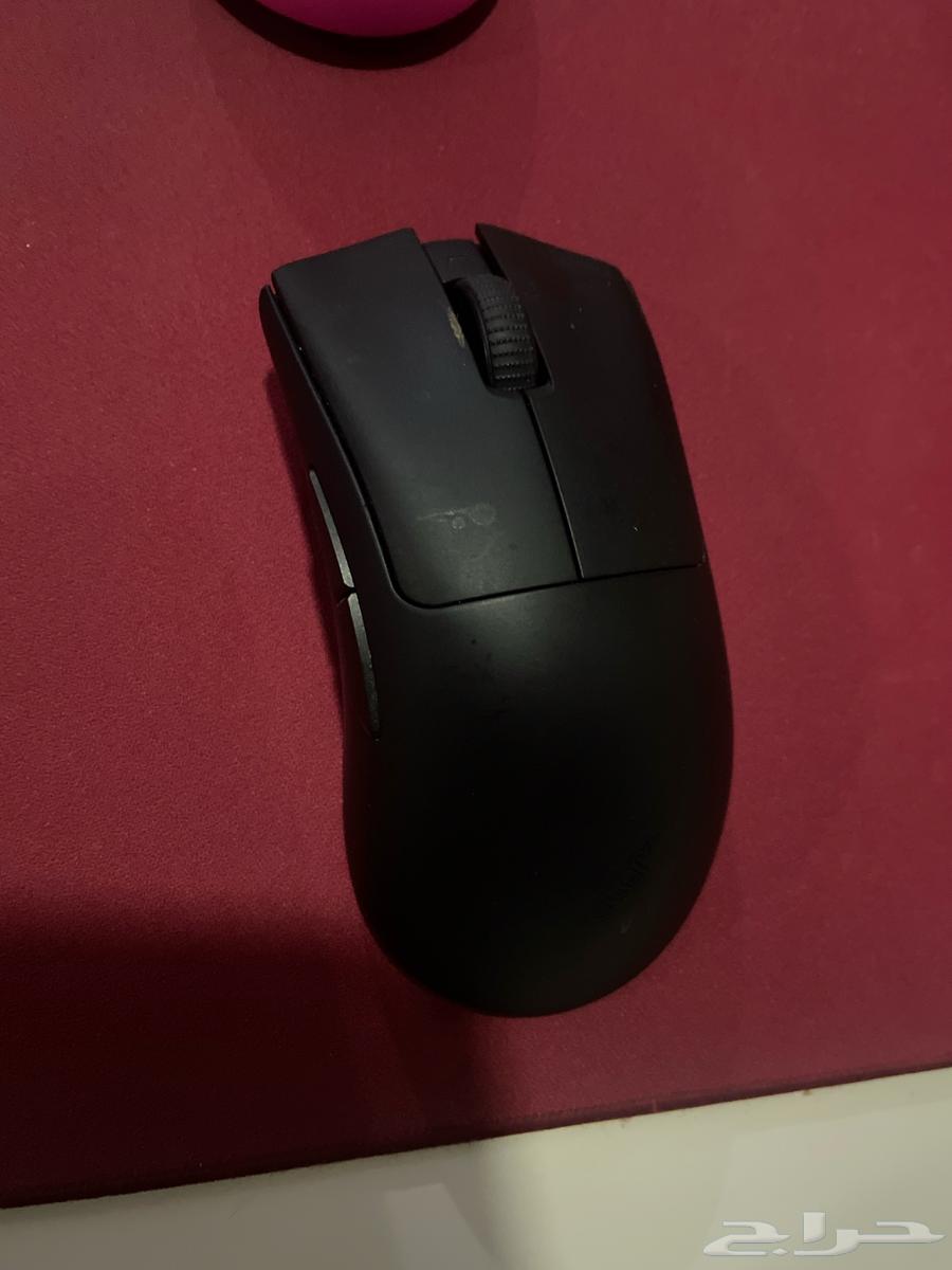 New unused mouse deathadder V3 Pro Wireless63735934569731110