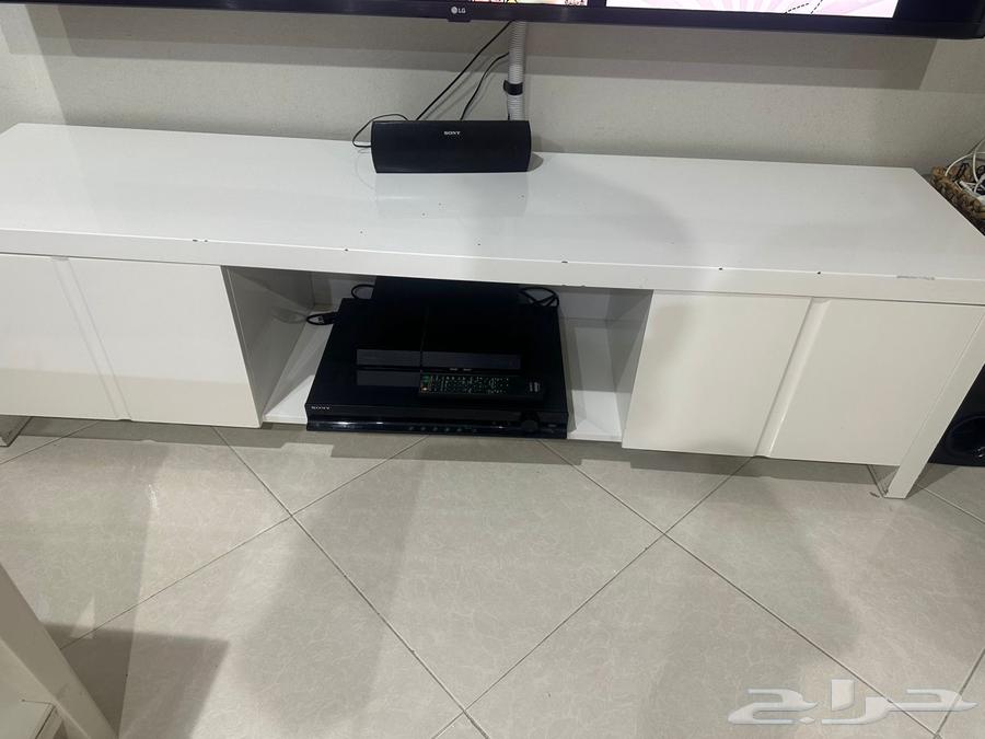 Plasma screen table IKEA table63729846640515111