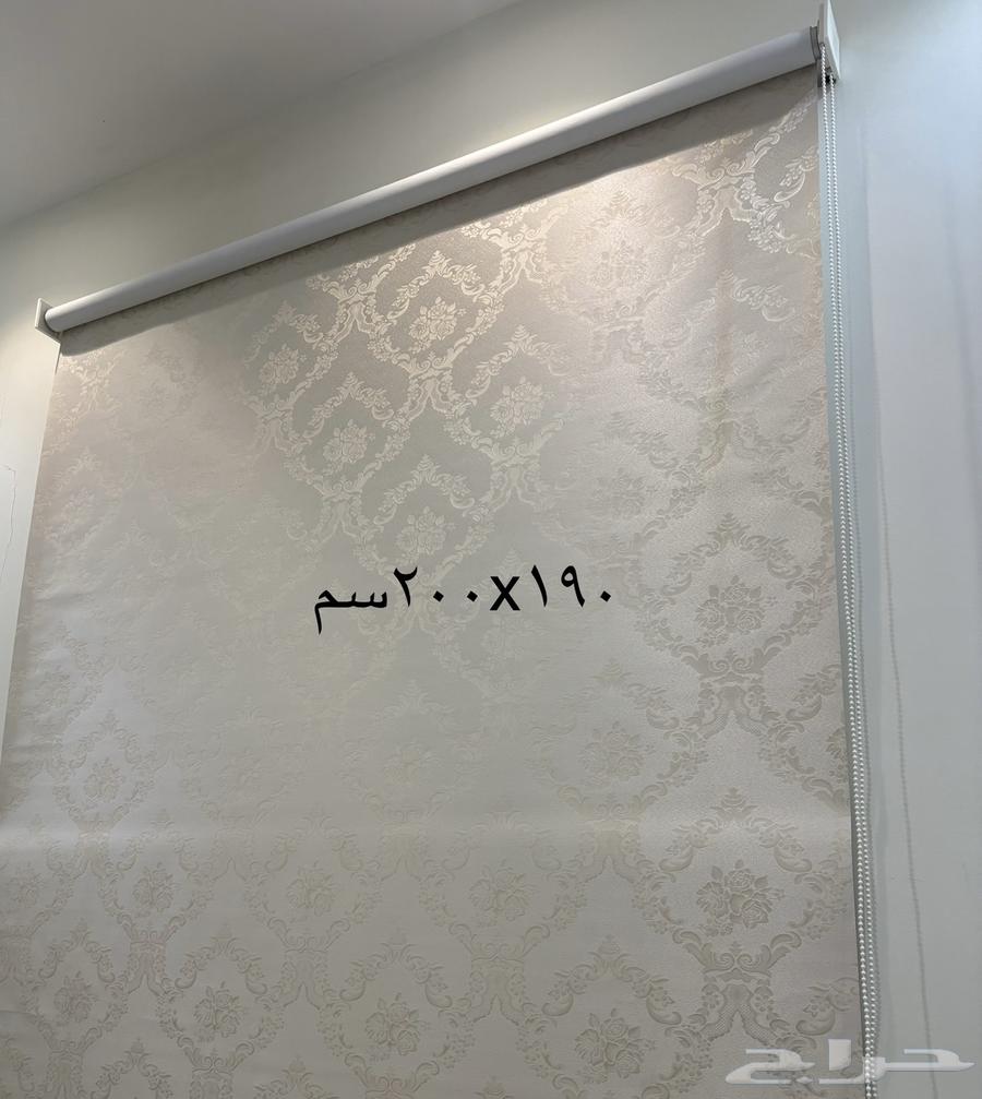 95 ريال لمجموعة ستائر رول شبه جديدة مفكوكه63733301192579110