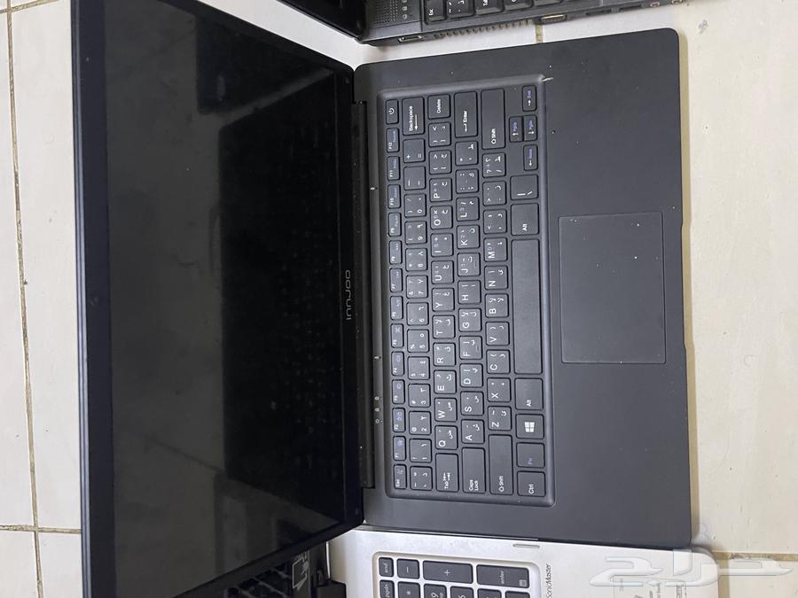 Laptops for sale with defects such as battery, GPU, and IC63733119367810114