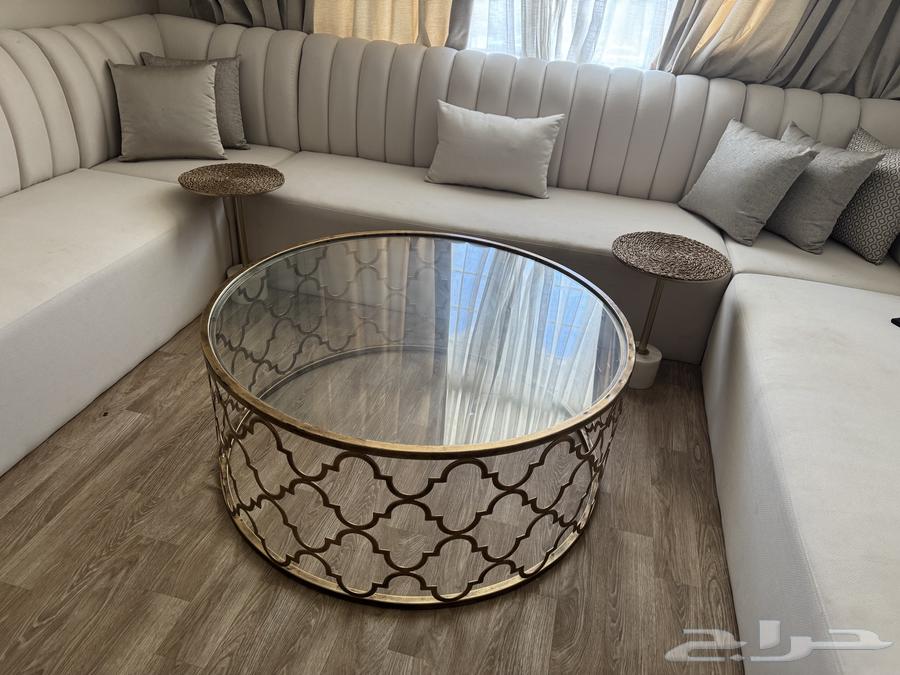 New connected off-white sofa with tables for sale for 350063732369957250110