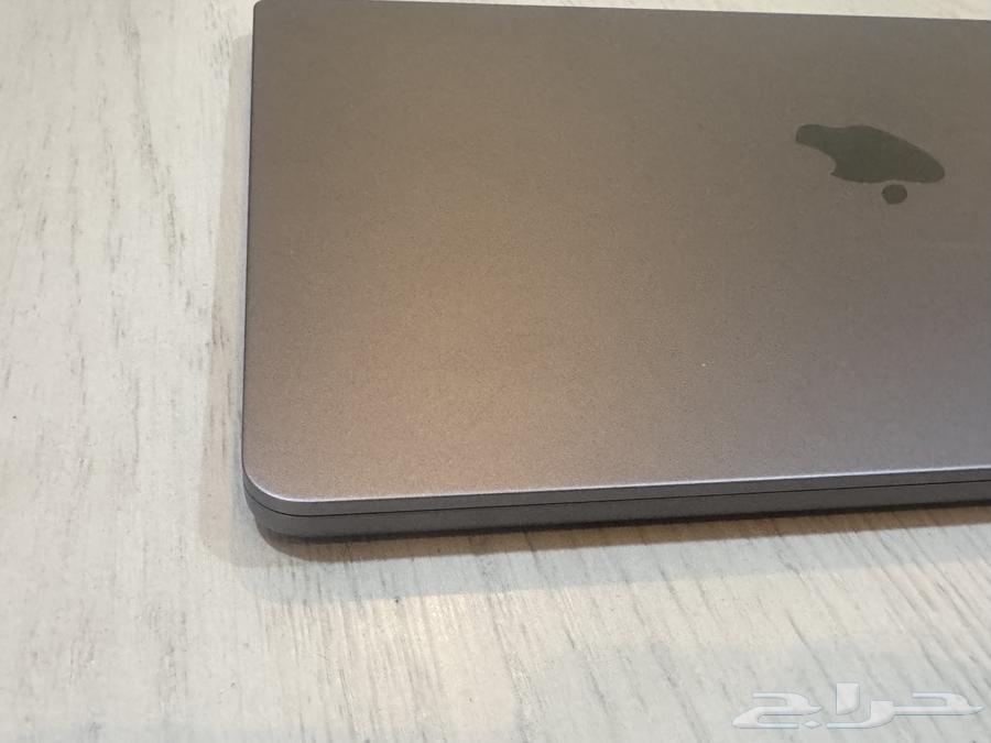 للبيع MacBook Air M3 (موديل 2024)63738368752642114