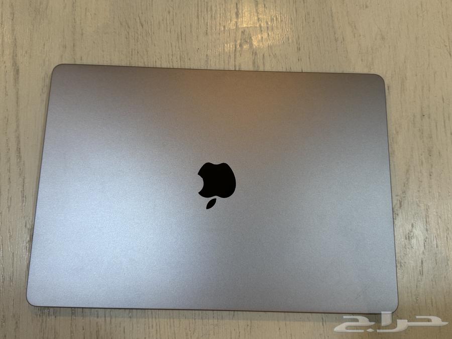 للبيع MacBook Air M3 (موديل 2024)63738368752642112