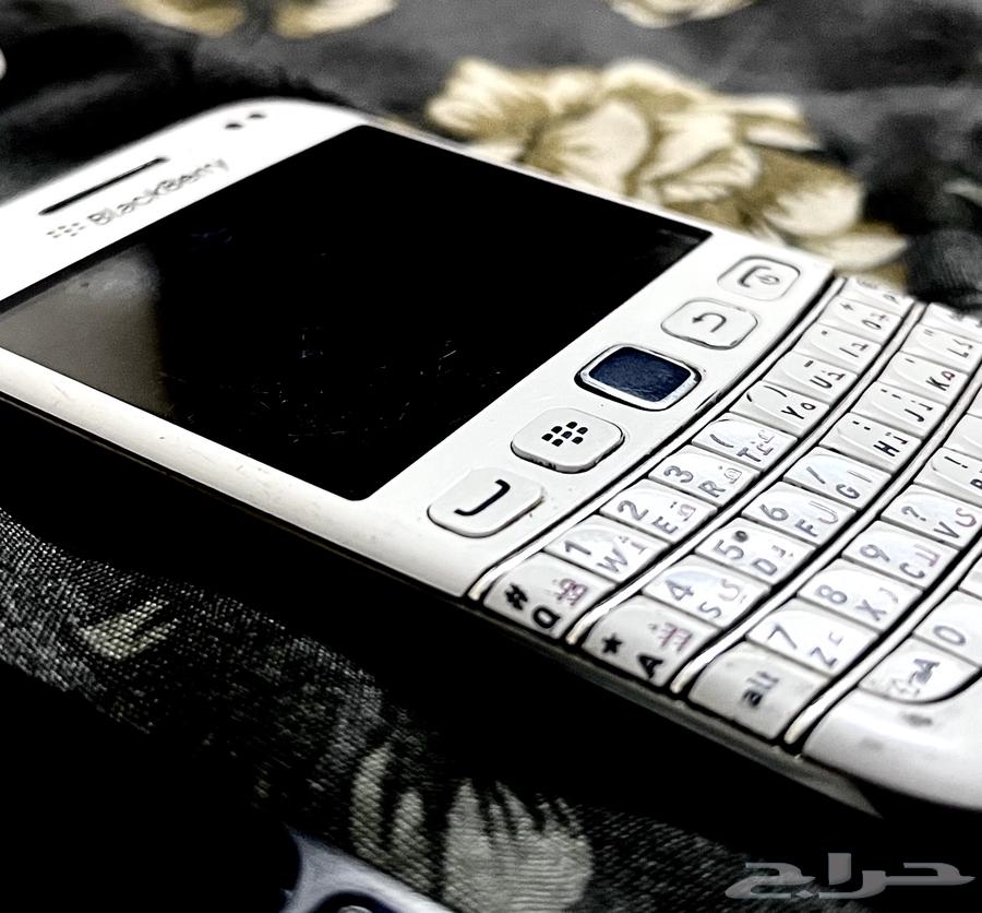 All types of blackberry devices available63736692300546111