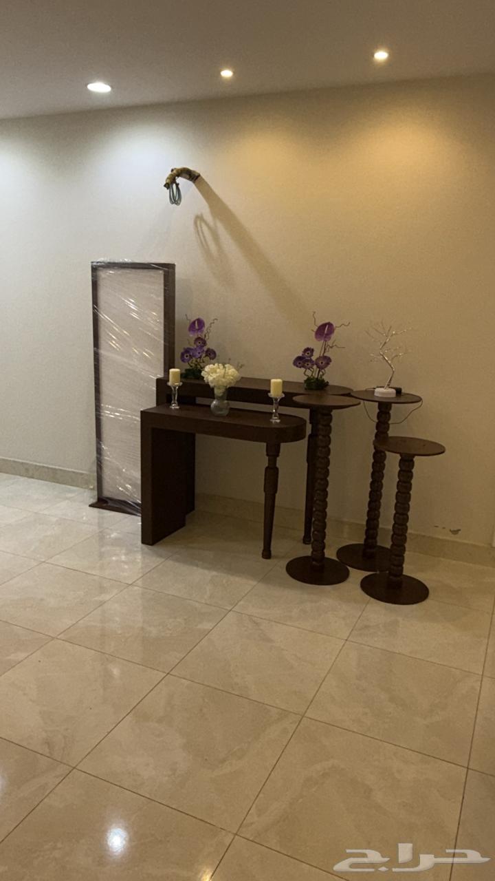 لبيع طاولات مداخل جديده63728613096962111