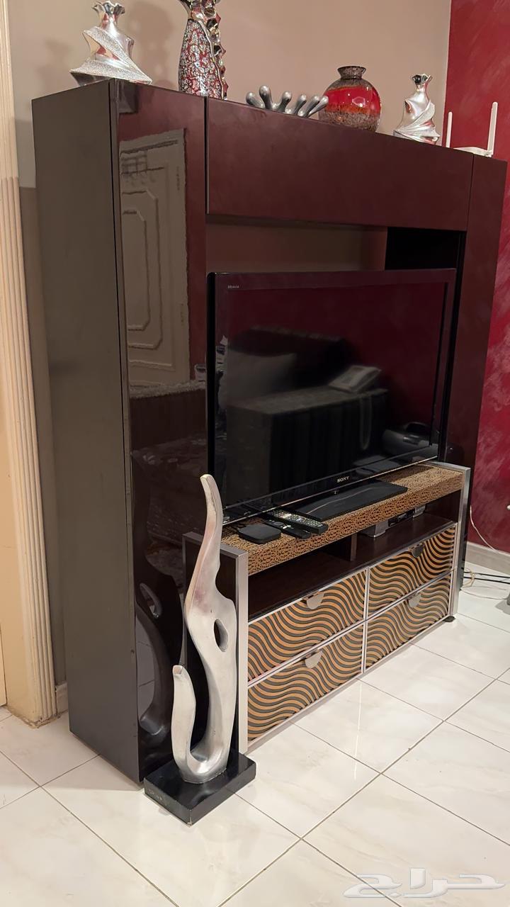مكتبة تلفزيون دولاب زجاج سوداء مع جلد بني63737709586433111