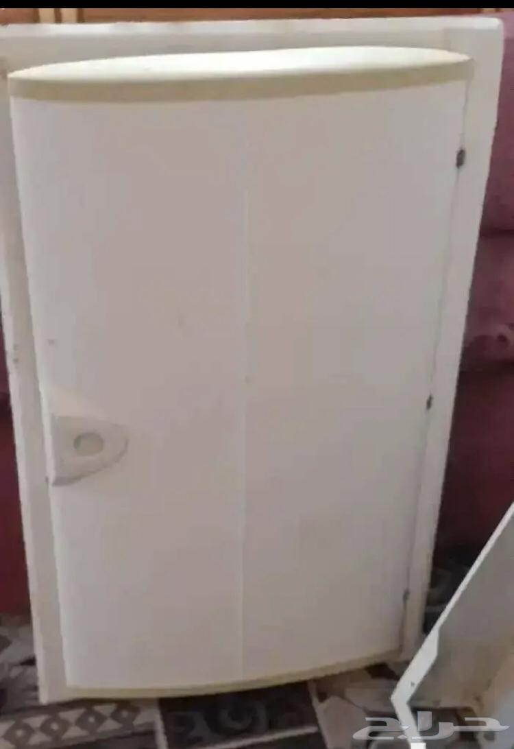 طبلون كهرباء شنايدر 24 خذ مستعمل نظيف63731066151938112