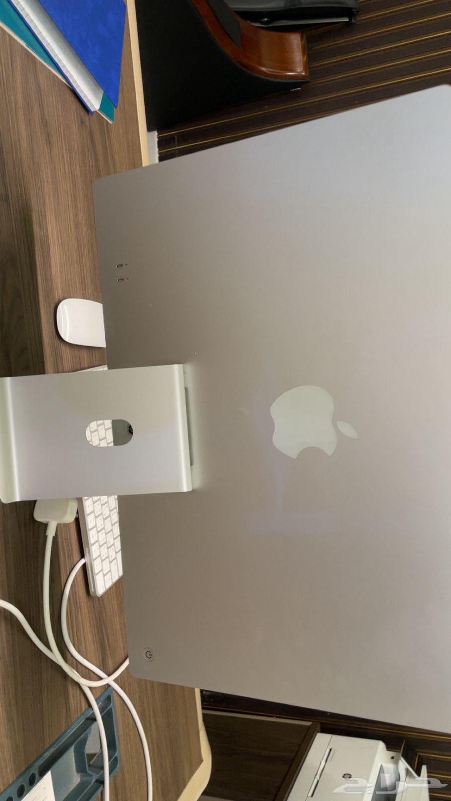 iMac computer63737896589442110