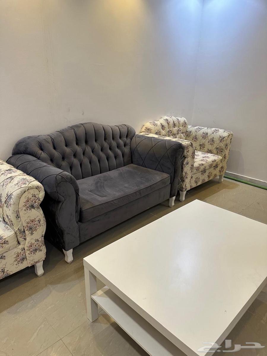 Sofa with table for only 350 SAR for Al-Samal63736970943361112