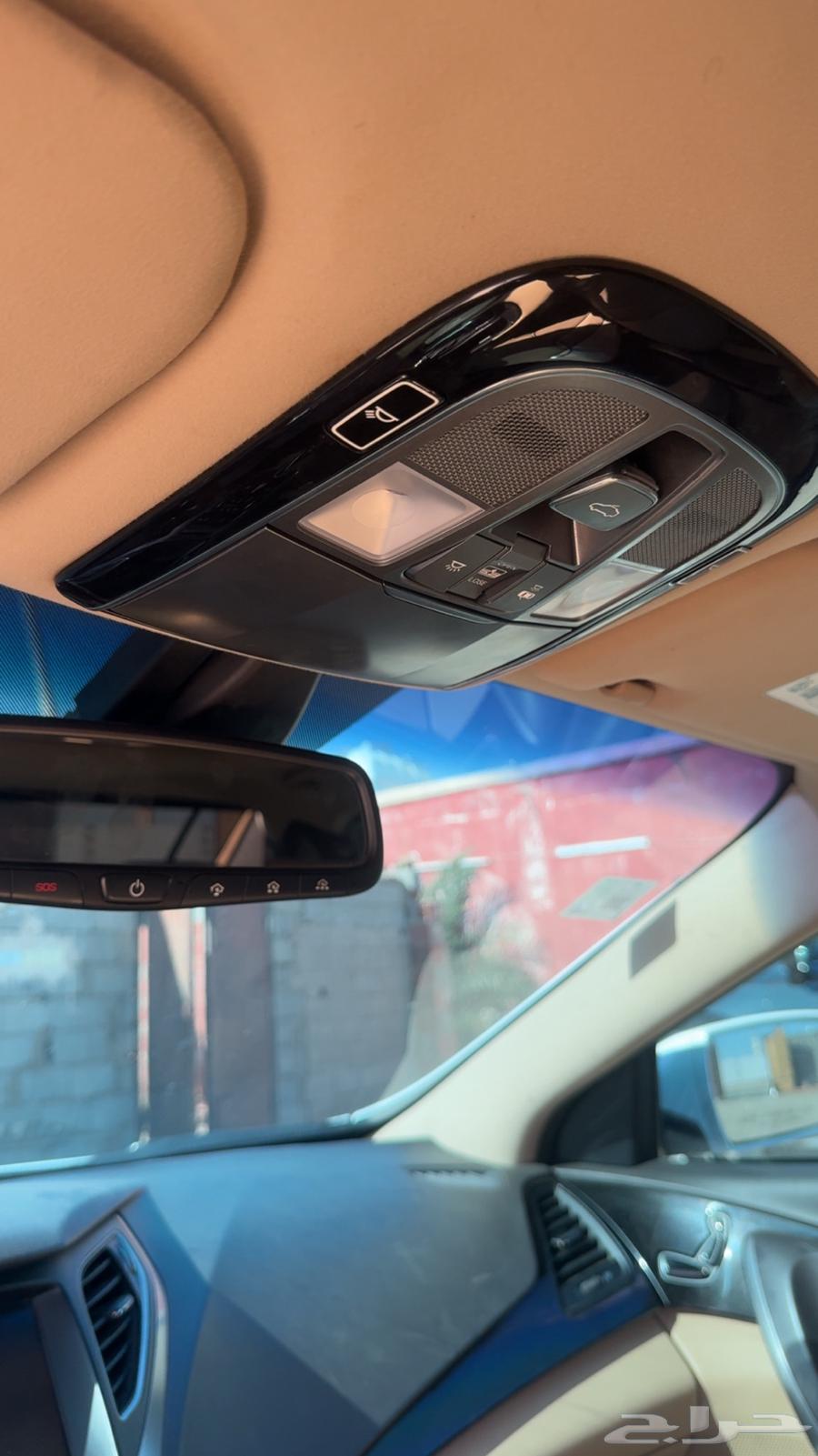Azera 201663850204204162112