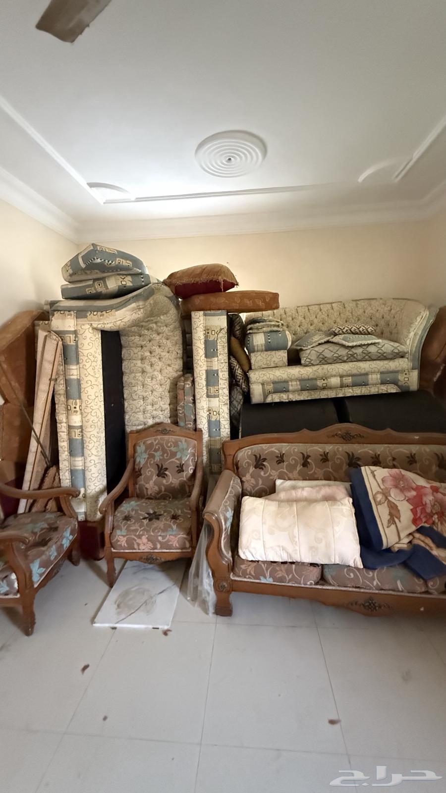 3 مجالس للبيع ب 300 ريال قابلة للتجديد63744696512386112