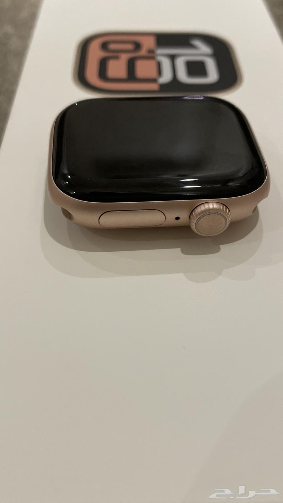 ساعة ابل اصدار 10 series اللون الذهبي جديده بمحتوياتها63739809853954111