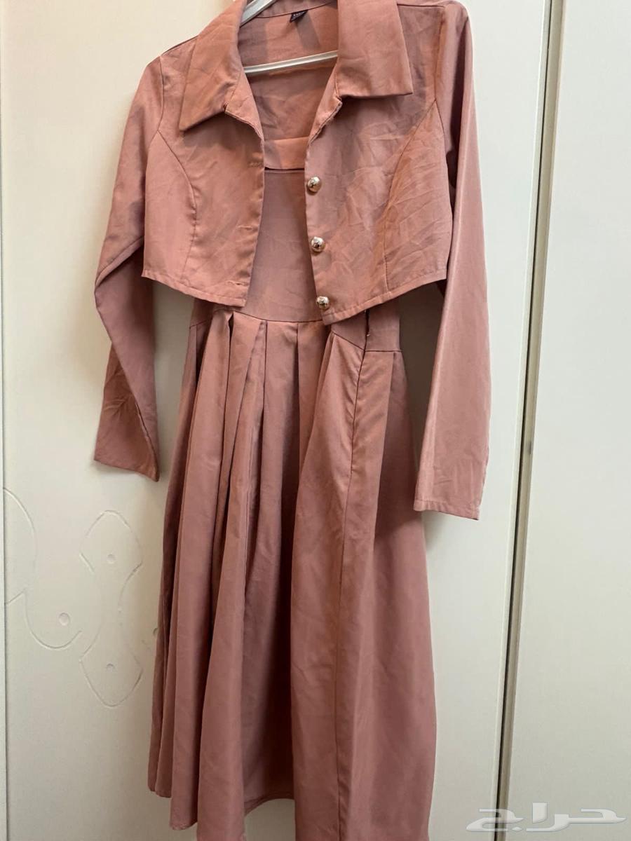 Very clean dresses in sizes M and S worn once or twice63741318576258112