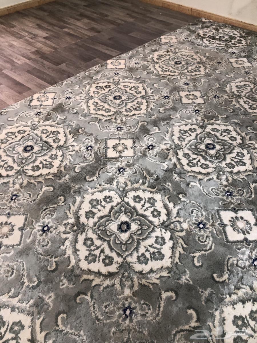New carpet for sale, used for two months, size 5x563742260320257110