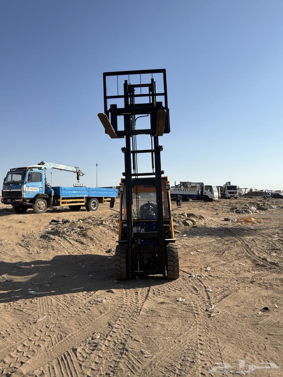 Forklift with spike lift for daily and monthly rental63655179918083111
