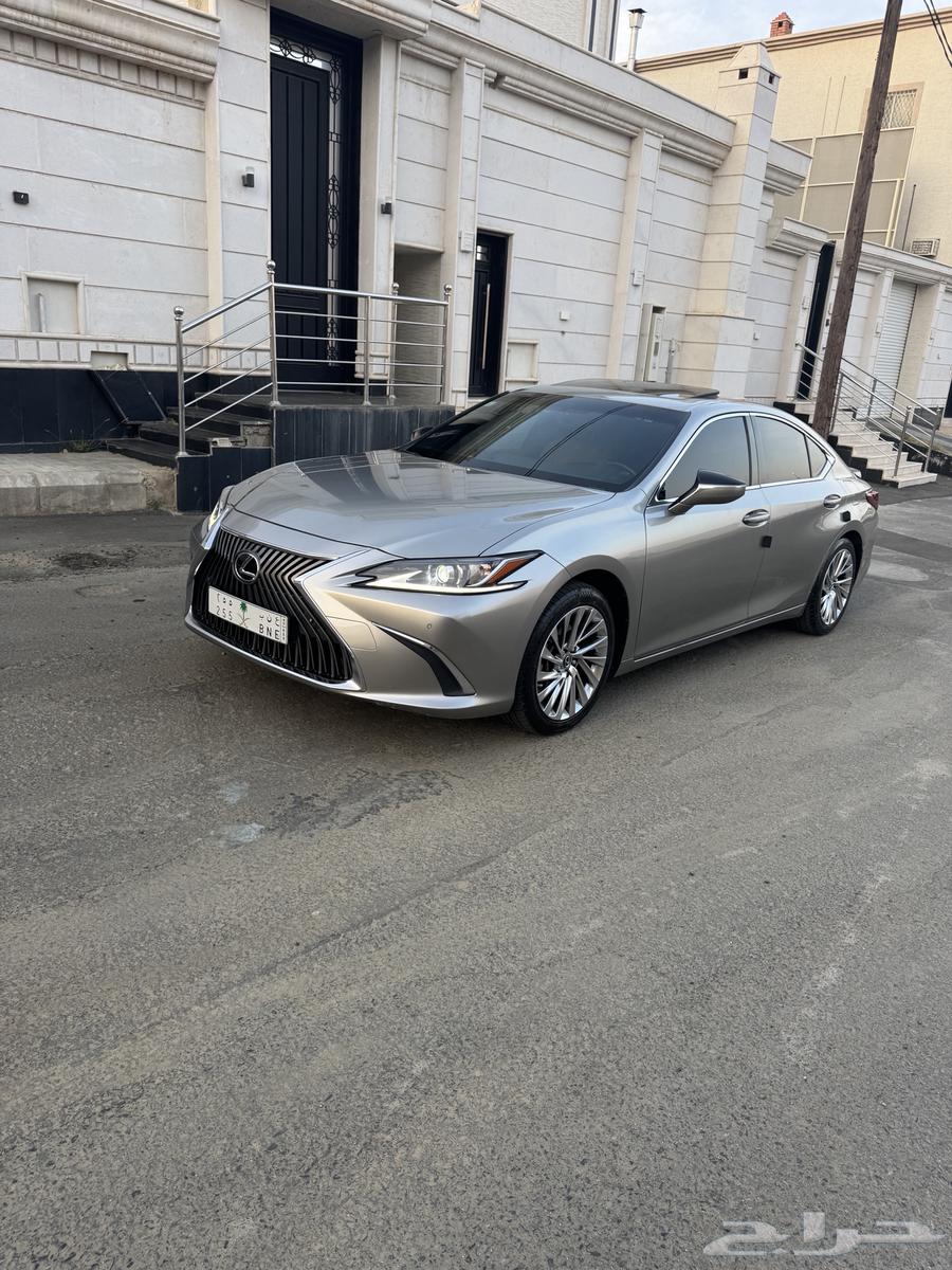 Lexus63844085219201111