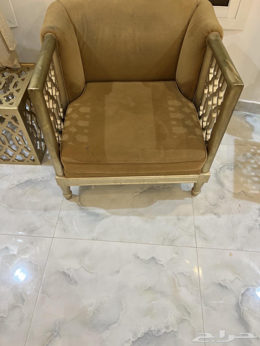 كنب صاله طول الكنب 1.36 مع طوله 45 .1 عرضها 8263756265503747114