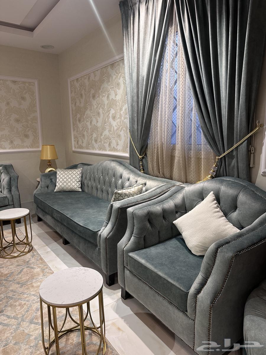 Sofa set with curtain and tables63744315774210114