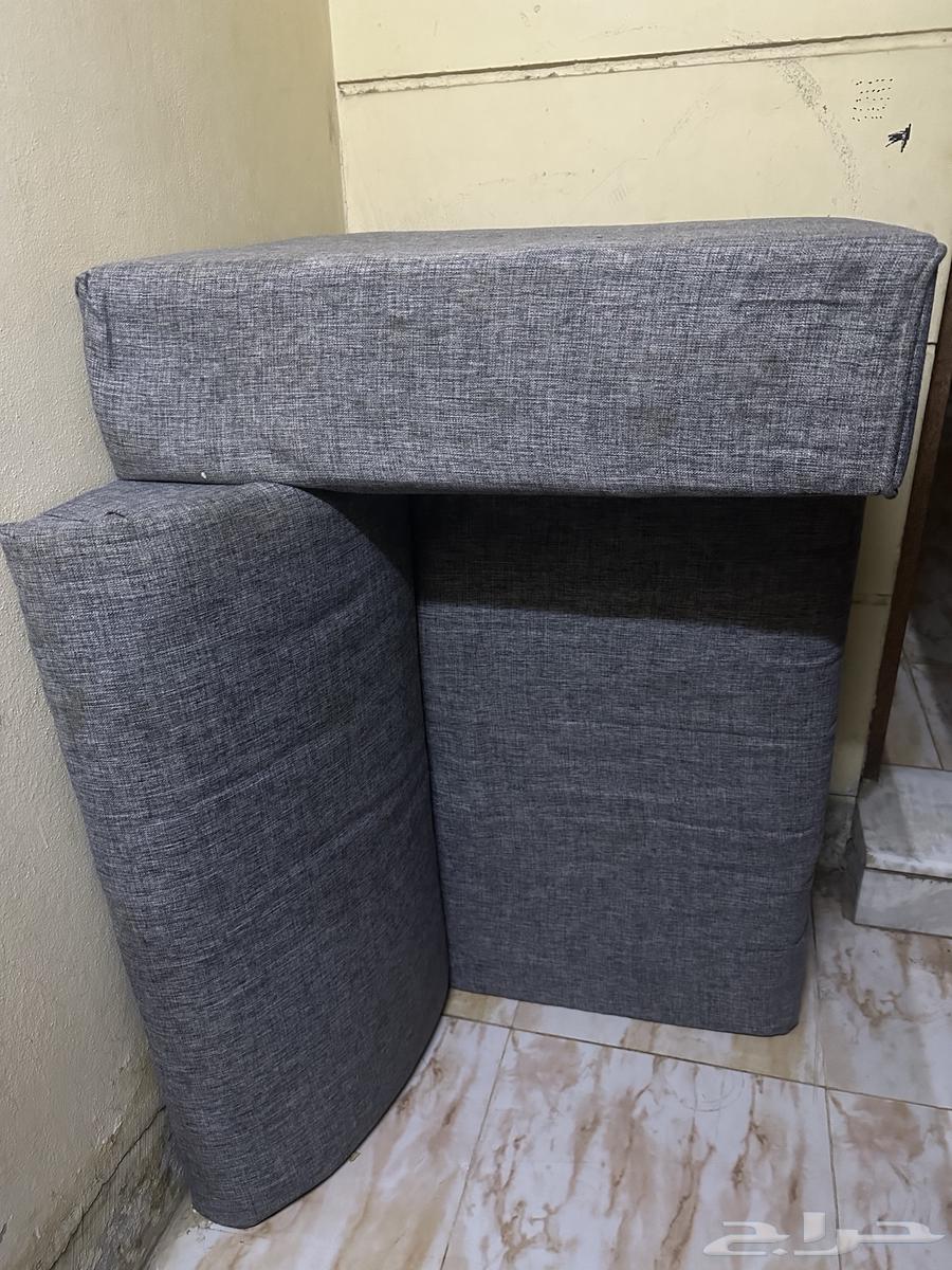 كنب بي 10063740185904130112