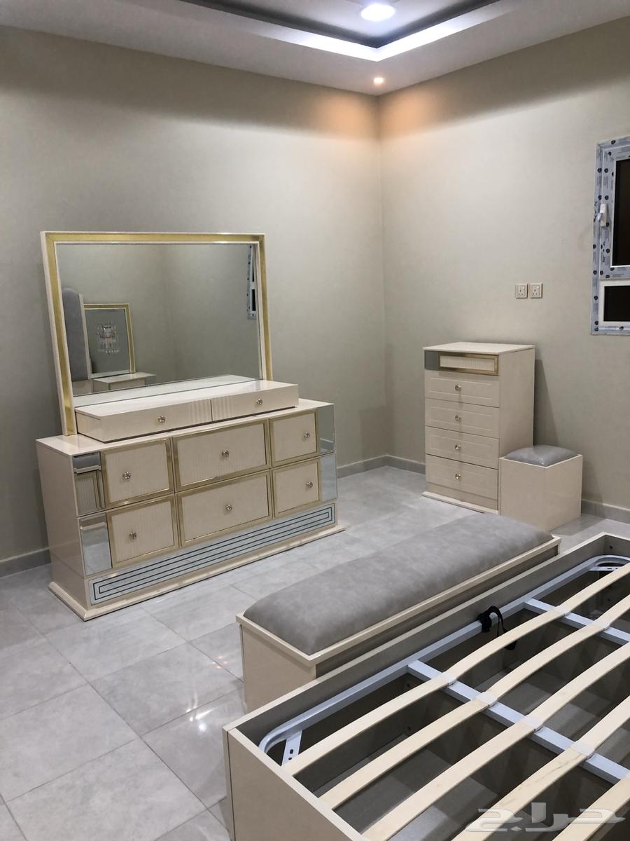 Bedroom63741132610946111