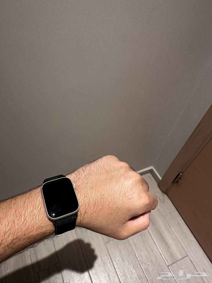 Apple Watch in Silver Color63741036188801111